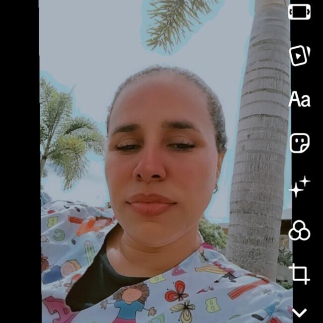 Babysitter in Macaé: Karina