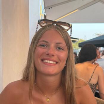Babysitter in Criquetot-l'Esneval: Emeline