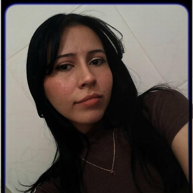 Babá em Campo Grande: Larissa