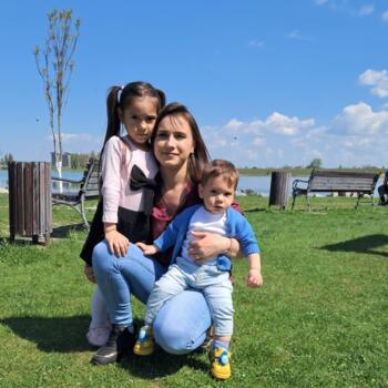 Job de babysitting în Bacău: job de babysitting Bianca