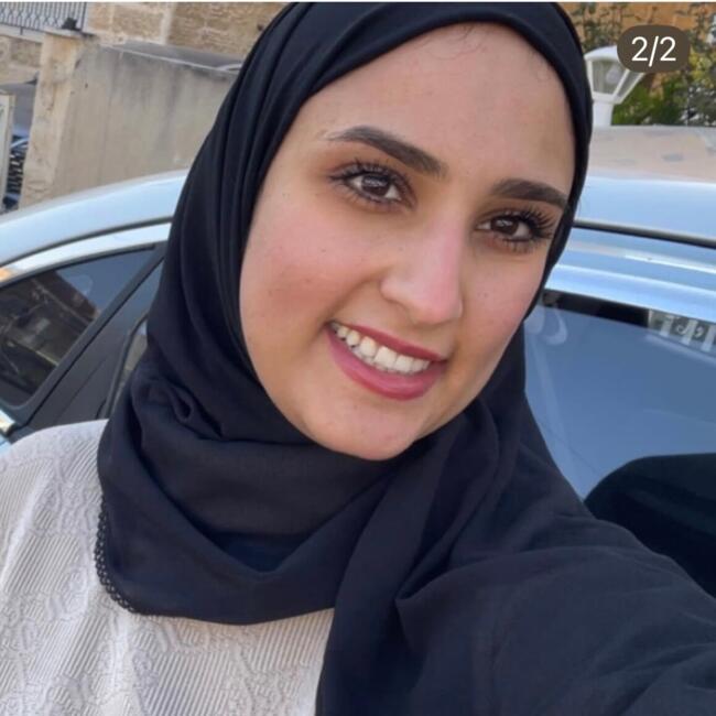 جليسة أطفال في عمّان: Renad
