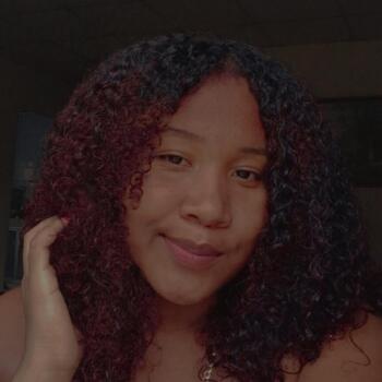 Babysitter in Panama City: Yumalay