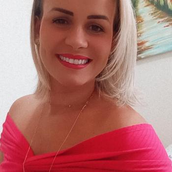 Emprego de babá em Governador Valadares: emprego de babá Poliane