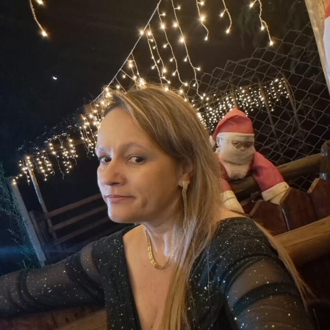 Babysitter in Pindamonhangaba: Ligia