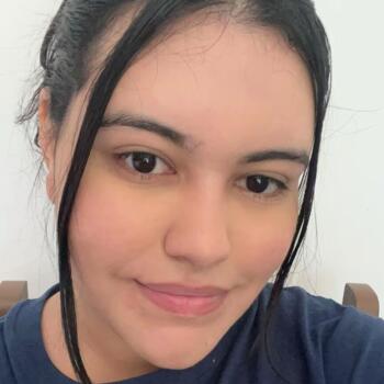Babysitter in São José dos Pinhais: Milena