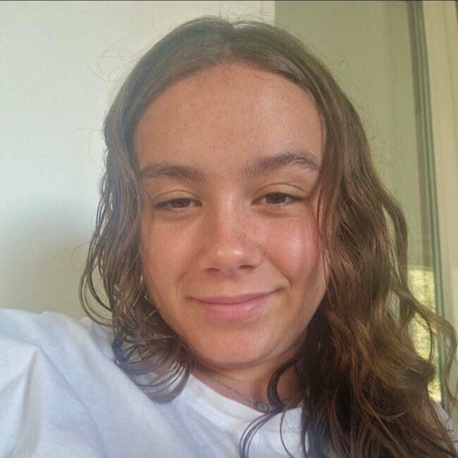 Babysitter in Fontcouverte: Zoé