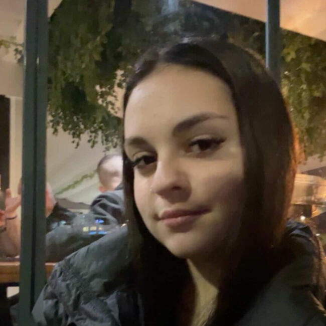 Babysitter στην περιοχή Άγιος Δημήτριος: Ολγα