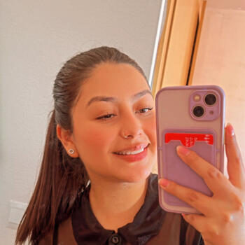 Babysitter London: Jeniffer Nicole