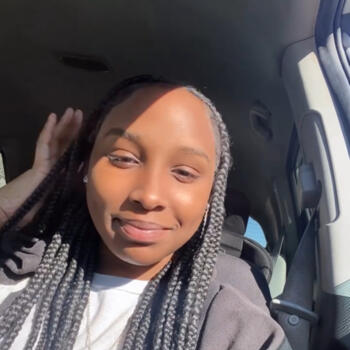 Babysitter in Little Rock: Latonya