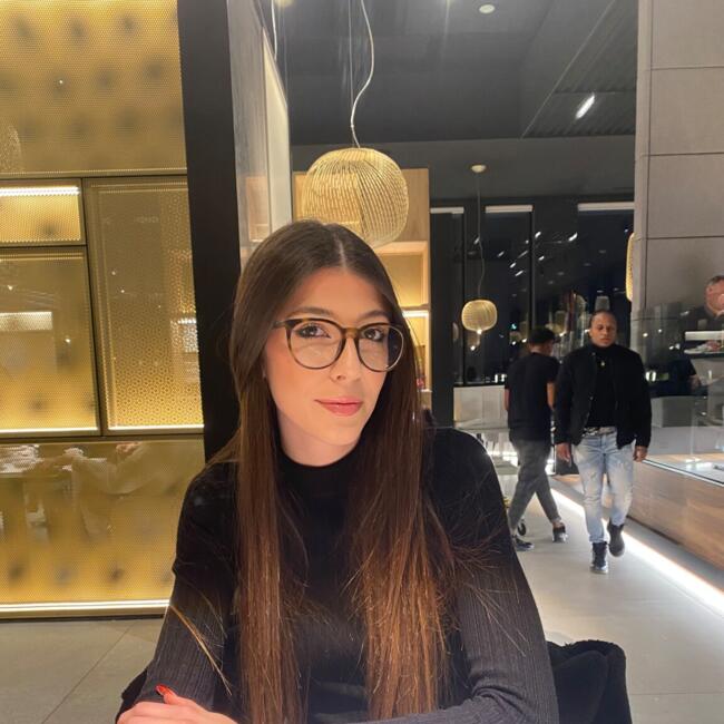 Babysitter in Bonate Sotto: Giulia