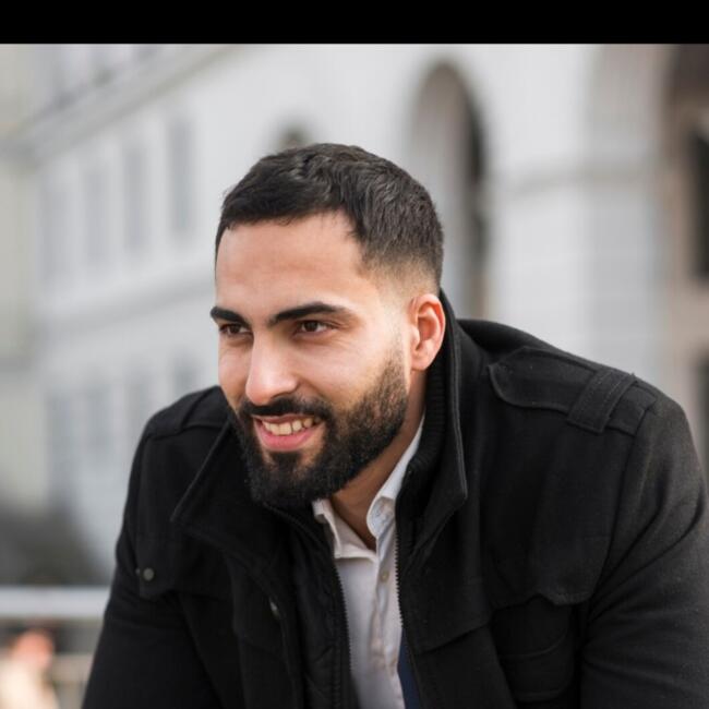 Job de garde d'enfants à Casablanca: Moncef