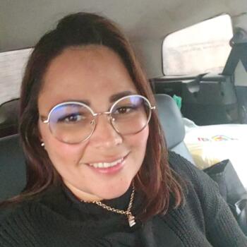 Babysitter in Curitiba: Jessica