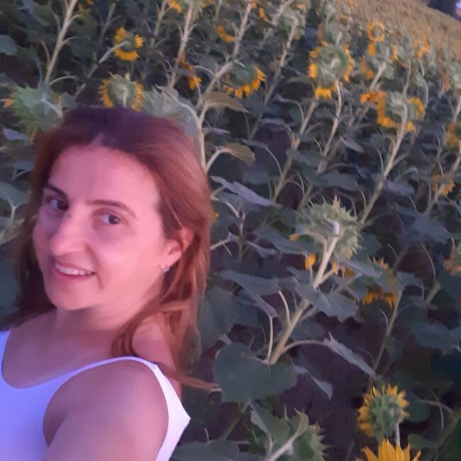 Küçükçekmece bölgesinde bebek bakıcılığı işi: Nuray