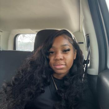 Babysitter in Los Angeles: Kamya