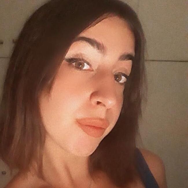Babysitter στην περιοχή Γλυφάδα: Κατερίνα