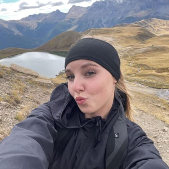 Babysitter in Méounes-lès-Montrieux: Sophie Lou