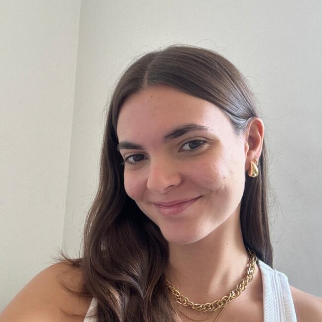 Babysitter in Lisbon: Mariana