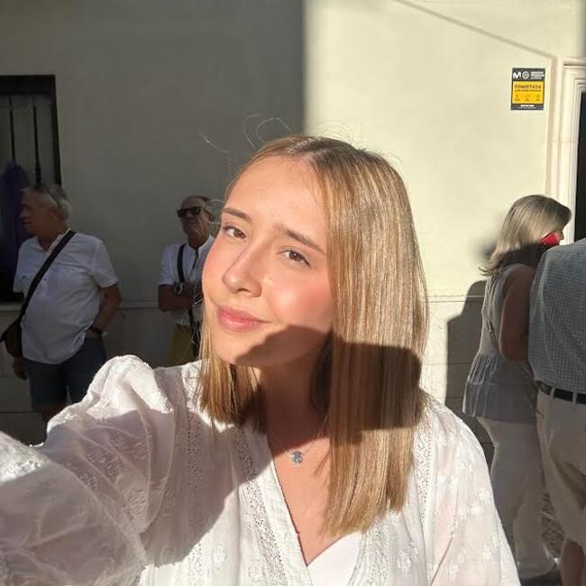 Niñera en San Fernando de Henares: Emma