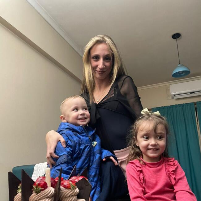 Babysitting job in Buenos Aires: Ariana