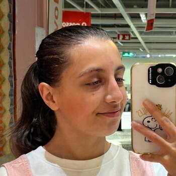 Babysitter in Matosinhos Municipality: Gabriela