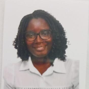 Babysitter in Coimbra: Jucelina