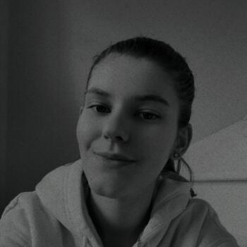 Babysitter in Châteauneuf-sur-Loire: Lucie