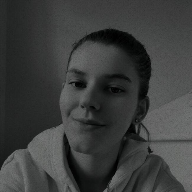 Babysitter in Châteauneuf-sur-Loire: Lucie