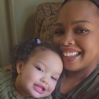 Babysitting job in Lorain: babysitting job Andria