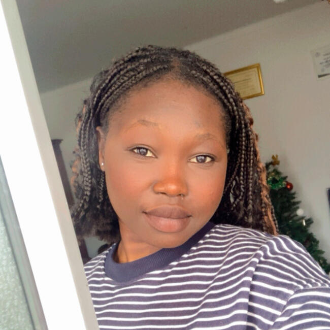 Babysitter in Loures: Emanuela