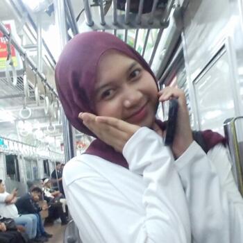 Babysitter in Jakarta: Yuza