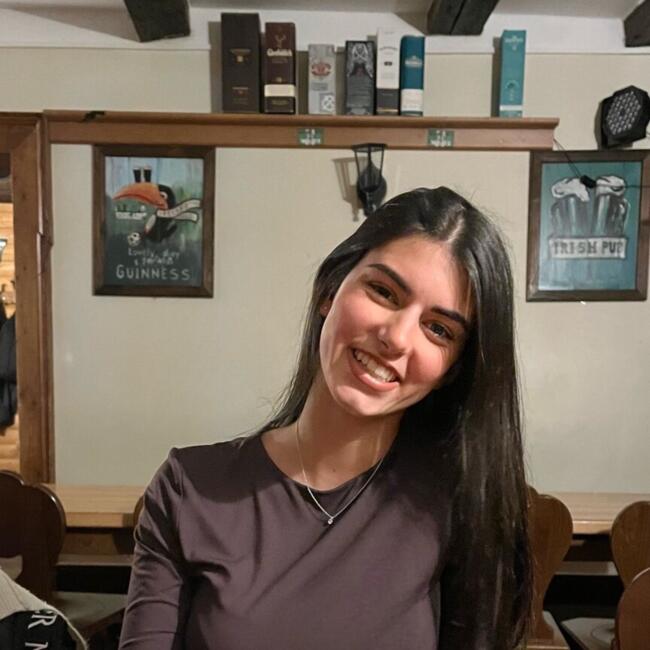 Babysitter a Fusignano: Giulia