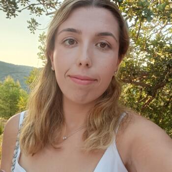 Niñera en Picaña: Andrea