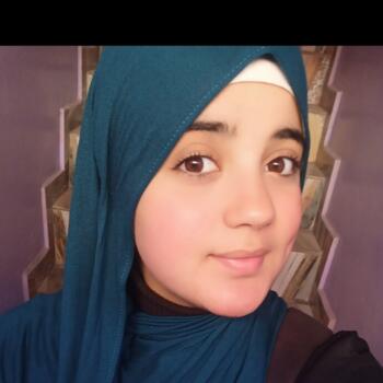 Babysitter in Casablanca: Khadija