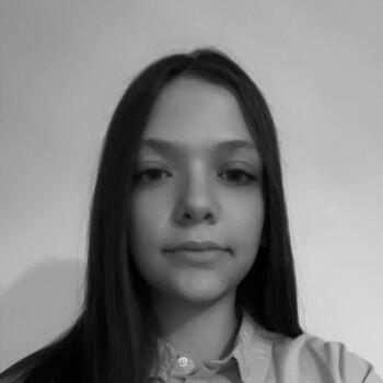 Babysitter in Riec-sur-Belon: Emma