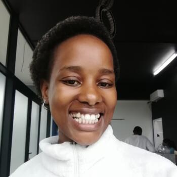 Babysitter Adams College: Sibisi