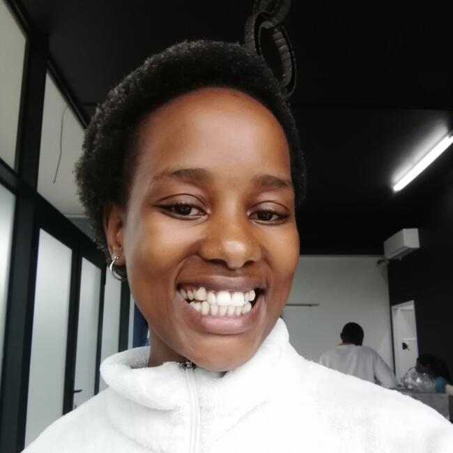 Babysitter in Adams College: Sibisi