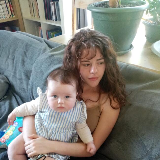 Babysitter in Fonlabour: Chloé