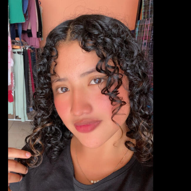 Babysitter in Yepocapa: Yohana Larios