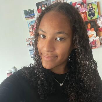 Babysitter in Meaux: Laëtitia