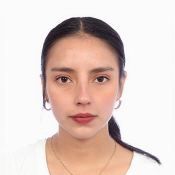 Niñera en Azogues: Leslie