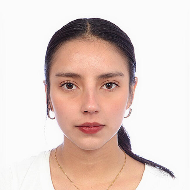 Niñera en Azogues: Leslie