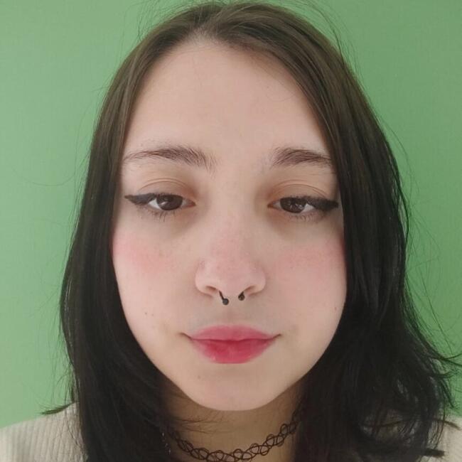 Babysitter in Santos Lugares: Valentina