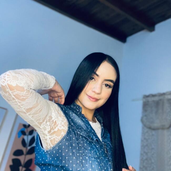 Babysitting job in Medellín: María paulina