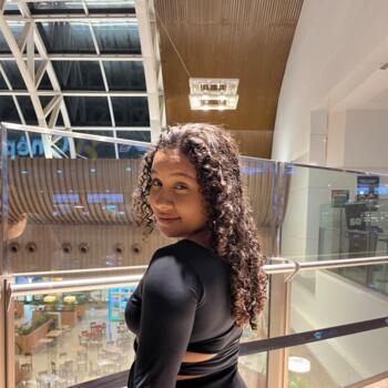 Babá Fortaleza: Laysa