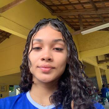 Babá em Parauapebas: Adriana