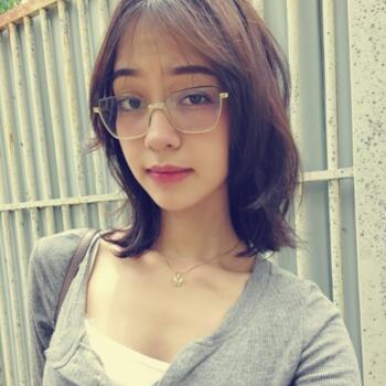 Babysitter in Brasília: Jennifer