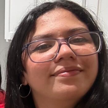 Babysitter in Katy: Massiel