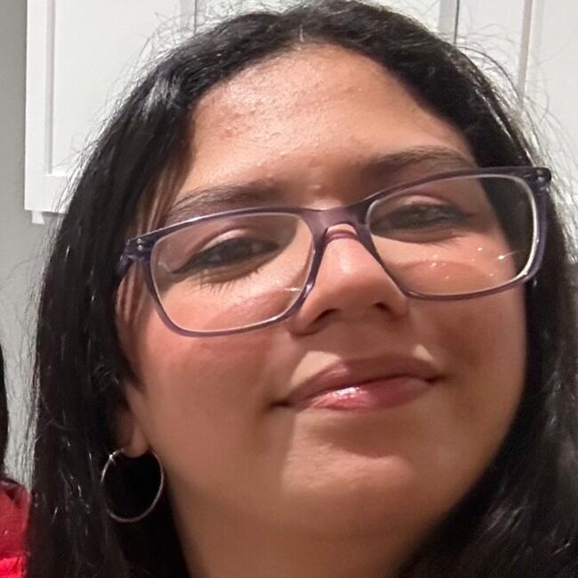 Babysitter in Katy: Massiel