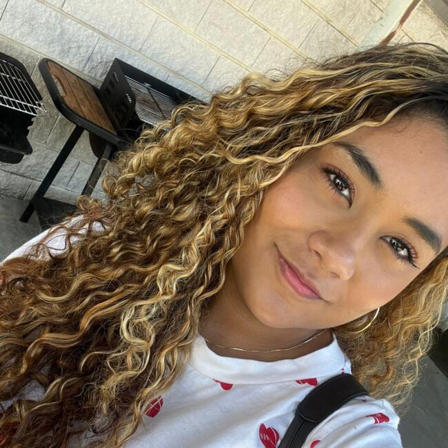 Babysitter in Matosinhos Municipality: Bruna