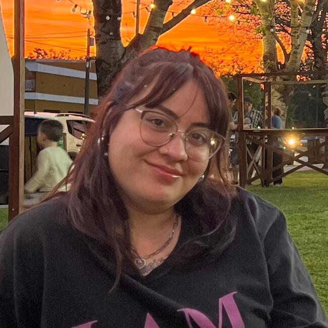 Niñera en La Plata: Angela